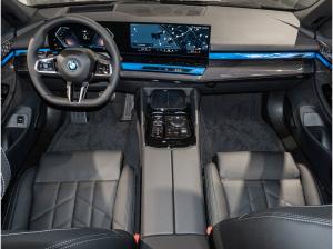 BMW i5 eDrive40 Touring M Sport Pro Innov.Pak. DA Prof AHK Pano LKH B/W