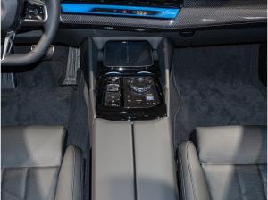 BMW i5 eDrive40 Touring M Sport Pro Innov.Pak. DA Prof AHK Pano LKH B/W