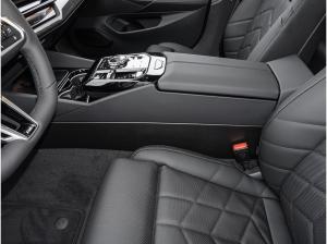 BMW i5 eDrive40 M Sport Pro PANO AHK Adapt.LED