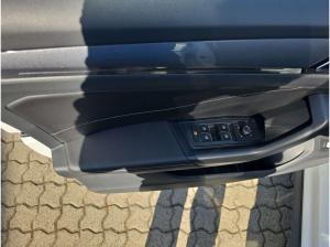 Volkswagen T-Roc 1.0 TSI Style Navi Panoramadach Standheizung