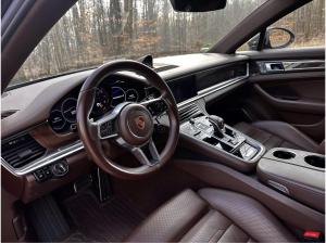 Porsche Panamera 4 E-Hybrid