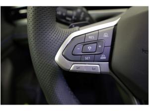 Volkswagen Passat 2.0 TDI SCR R-Line | 📣 Mai-Aktion – sofort verfügbar! 📣