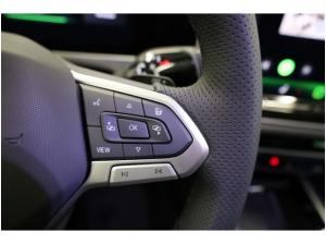 Volkswagen Passat 2.0 TDI SCR R-Line | 📣 Mai-Aktion – sofort verfügbar! 📣