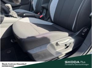 Skoda Scala Tour TSI DSG Infotainment-Paket Ausstattungs-Paket: Black