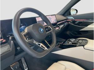 BMW i5 eDrive40 Touring M Sport AHK LiveCockpitProf