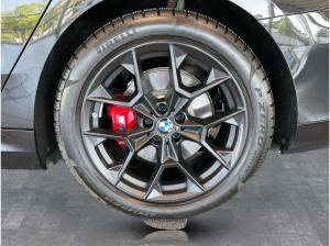 BMW i5 eDrive40 Touring M Sport AHK LiveCockpitProf