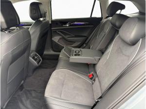 Volkswagen Passat Variant 1.5 eHYBRID ACC LED-MATRIX 4xSHZ