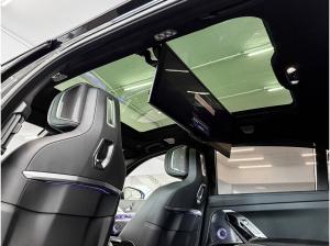 BMW 740 740d xDrive M Sportpaket * Bowers & Wilkins Sound System * Panorama-Glasdach Sky Lounge * Standheizu