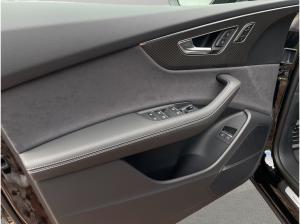 Audi Q8 SUV TFSI e qu S line Matrix LED Pano HuD B&O