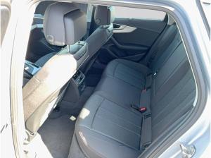 Audi A4 Avant 30 TDI S tr. LED Stdhzg Cam ACC Keyless