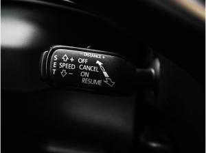 Skoda Karoq Sportline 1.5 TSI DSG AHK Navi Pano Kamera