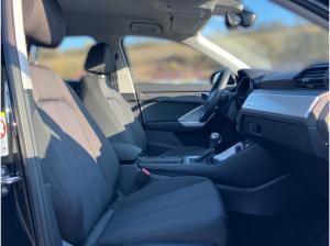 Audi Q3 advanced 35TDI S-tronic / MMI-Navi+, LED, AHK