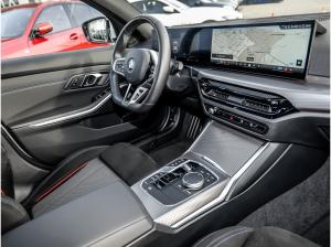 BMW 330 330i xDrive Touring M Sport Pano ACC DA PA HuD