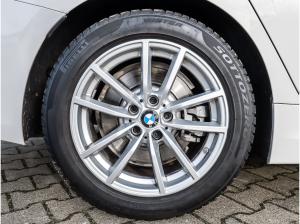 BMW 330 330i xDrive Touring M Sport Pano ACC DA PA HuD