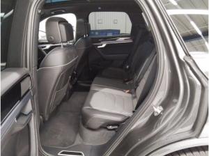 Volkswagen Touareg 3.0 TDI Tiptronic 4-Motion R-Line DAB+ IQDrive IQLight HD-Matrix Lederpaket Luftfederung Diebstahlwa