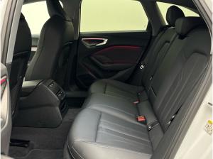 Audi A5 Avant 2.0 TDI S tronic LED ACC Leder B&O Navi