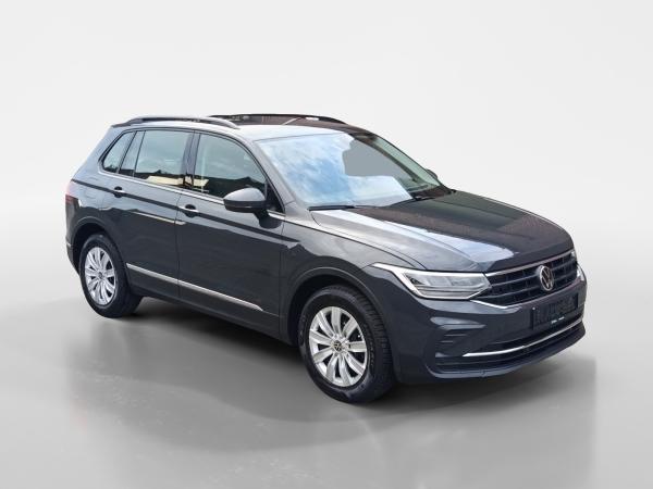 Volkswagen Tiguan Sofort verfügbar*Haustürlieferung*Diebstahlwarnanlage*Navi*Winter-Paket*elektr. Heckklappe