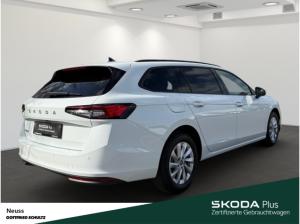Skoda Superb Combi ESSENCE eTSI DSG NAVI SITZHEIZUNG EINPARKHILFE LED