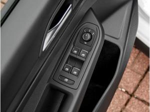 Volkswagen Golf VIII GTI 2.0 TSI ACC KAMERA LED PLUS NAVI APP-CONNECT