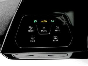 Volkswagen Golf VIII GTI 2.0 TSI ACC KAMERA LED PLUS NAVI APP-CONNECT