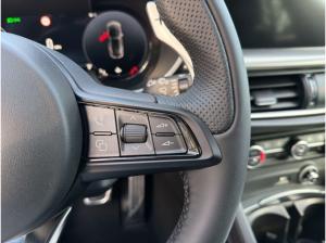 Alfa Romeo Stelvio Veloce Q4 2.0 Turbo - AHK - 21 Zoll- Panoramadach