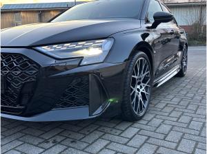 Audi RS3 Sportback S tronic Matrix Navi HuD 360° Kam.