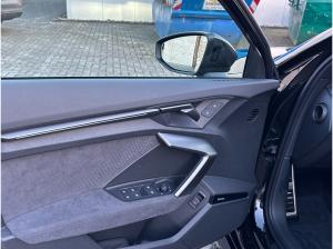Audi RS3 Sportback S tronic Matrix Navi HuD 360° Kam.