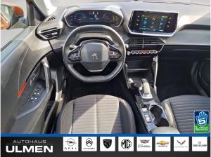 Peugeot 2008 e Active Elektro CarPlay "sofort Verfügbar"
