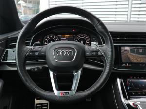 Audi RS Q8 quattro PANO+KERAMIK+AHK+HEADUP+ACC+MATRIX