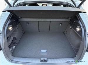 Audi Q2 S line 35 TFSI Navi/SHZ/Kamera/AHK/ACC