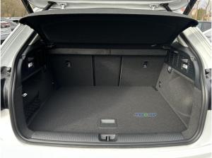 Audi Q2 Advanced 35 TFSI S Tronic Kamera/AZV/Navi/Mat