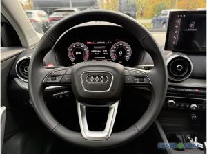 Audi Q2 35TFSI advanced AHK/SHZ/Navi/ACC/Kamera