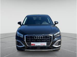 Audi Q2 advanced 30 TFSI MATRIX AHK CarPlay virtual Assistenzp. Anschlussgar.