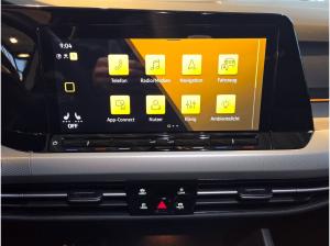 Volkswagen Golf VIII 1.5 eTSI DSG Move Panoramadach ParkAssistent