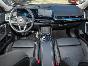 BMW X1 sDrive20i X Line Pano Adapt.LED AHK Komfortz.
