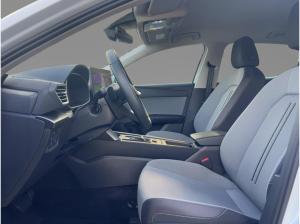 Seat Leon 1.5 eTSI Road Edition DSG Kamera Sitzhzg LED