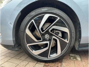 Volkswagen ID.7 Tourer Pro 210/77 Wärmepumpe Navi LED SHZ