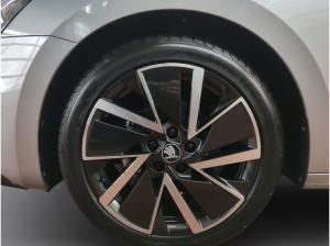 Skoda Octavia Combi Sportline 2.0 TDI DSG NAVI LED SHZ