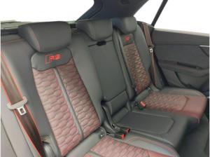 Audi RS Q8 (4MT)