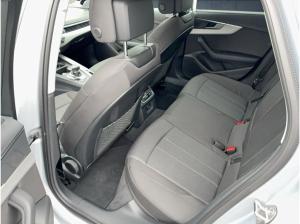 Audi A4 Avant 30 TDI S tr. Stdhzg LED Cam ACC Keyless