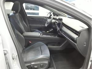 Volkswagen ID.7 Pro - Interieurpaket "Plus" Exteriuerpaket "Plus" + PANO