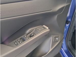 Volkswagen T-Roc 1.5 eTSI DSG Style+AHK+WR+NAVI+IQLIGHT+EAS