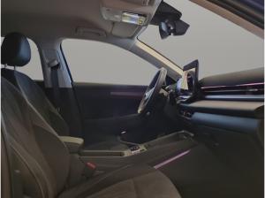 Volkswagen T-Roc 1.5 eTSI DSG Style+AHK+WR+NAVI+IQLIGHT+EAS