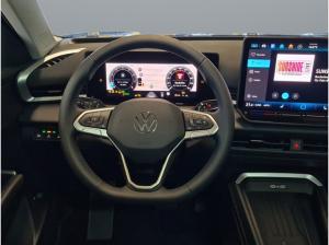 Volkswagen T-Roc 1.5 eTSI DSG Style+AHK+WR+NAVI+IQLIGHT+EAS