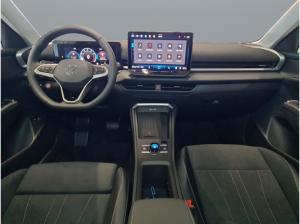 Volkswagen T-Roc 1.5 eTSI DSG Style+AHK+WR+NAVI+IQLIGHT+EAS