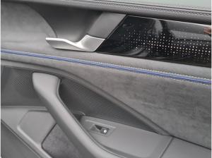 Volkswagen Passat 2.0 TDI DSG R-Line+AHK+WR+BLACKSTYLE+NAVI