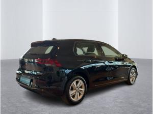 Volkswagen Golf VIII 1.0 eTSI Life DSG AppConnect Einparkhilfe