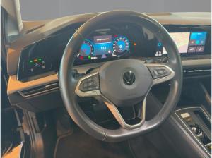 Volkswagen Golf VIII 1.0 eTSI Life DSG AppConnect Einparkhilfe
