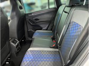 Volkswagen Tiguan 2.0 TSI DSG 4Motion R Akrapovic Harman Kardon Navi IQ.Light DCC DAB+ FrontAssist