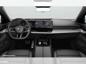 BMW 520 520d Touring M Sport AHK Pano ACC 360° HuD H/K